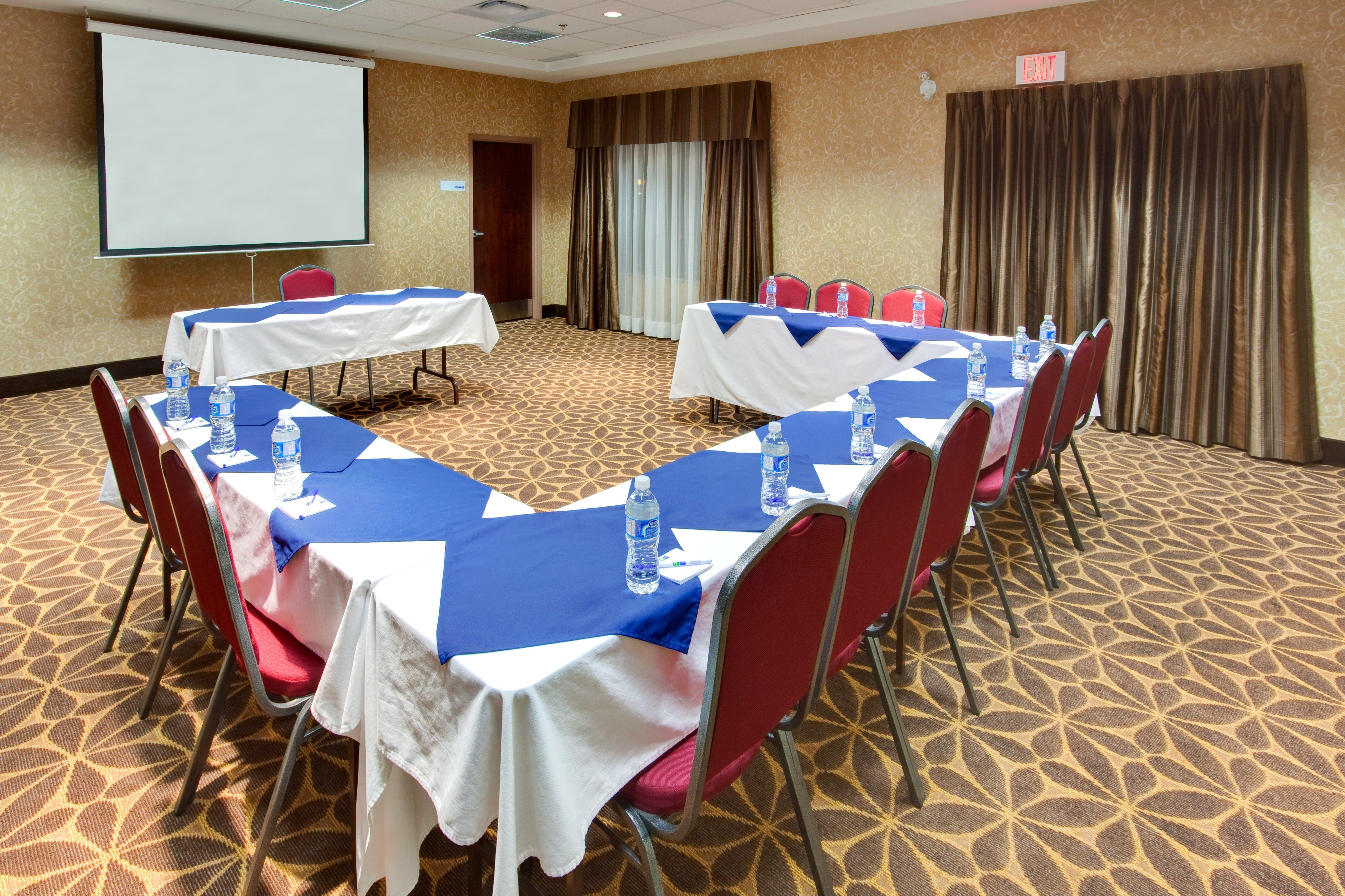 Holiday Inn Express Hotel & Suites Brockville By Ihg Exterior foto